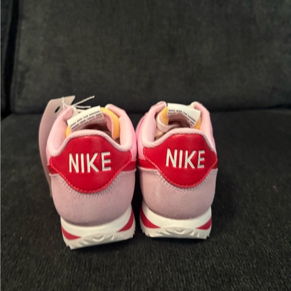 Nike Cortez Medium Pink/Red Women's Shoes ~ HF9994-600 ~ US Size 6 - Picture 4 of 7